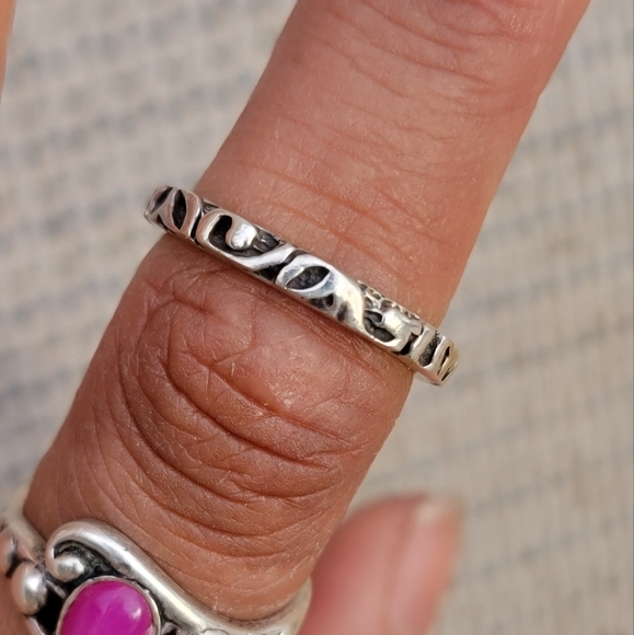 Vintage SILPADA 925 sterling silver scroll band stacker ring size 5.5 - Picture 1 of 17
